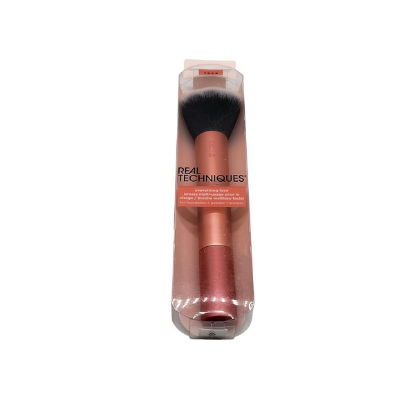 Real Techniques 245 Everything Face Brush Makeup Foundation Powder Bronzer New - Picture 1 of 4